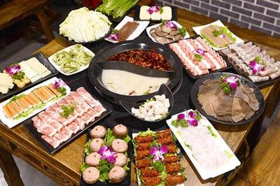 重慶崽兒火鍋加盟投資解析 2021年?duì)F鍋項(xiàng)目投資不高，開店更輕松